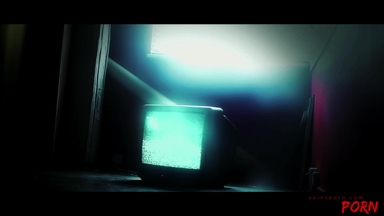 SaintPorn: Nilla ilk yaşlı erkeğini sikiyor