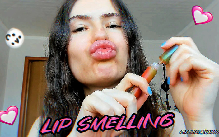 Rarible Diamond: セクシーな唇の匂いがいじめのキス