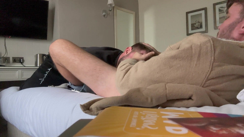 GlennandSonny: Hotel Head
