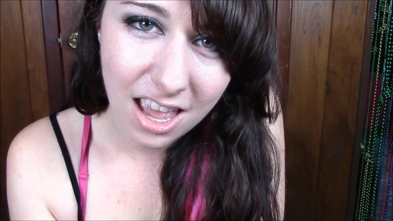 Selfgags classic: Follando a tu novia!