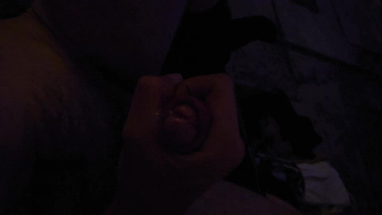 Smoking stoker: Masturbation