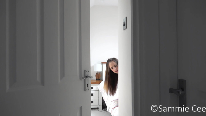 Sammie Cee: ดูแฟนสาวนอกใจคุณ – ความอัปยศอดสู มุมมองคนเย็ด
