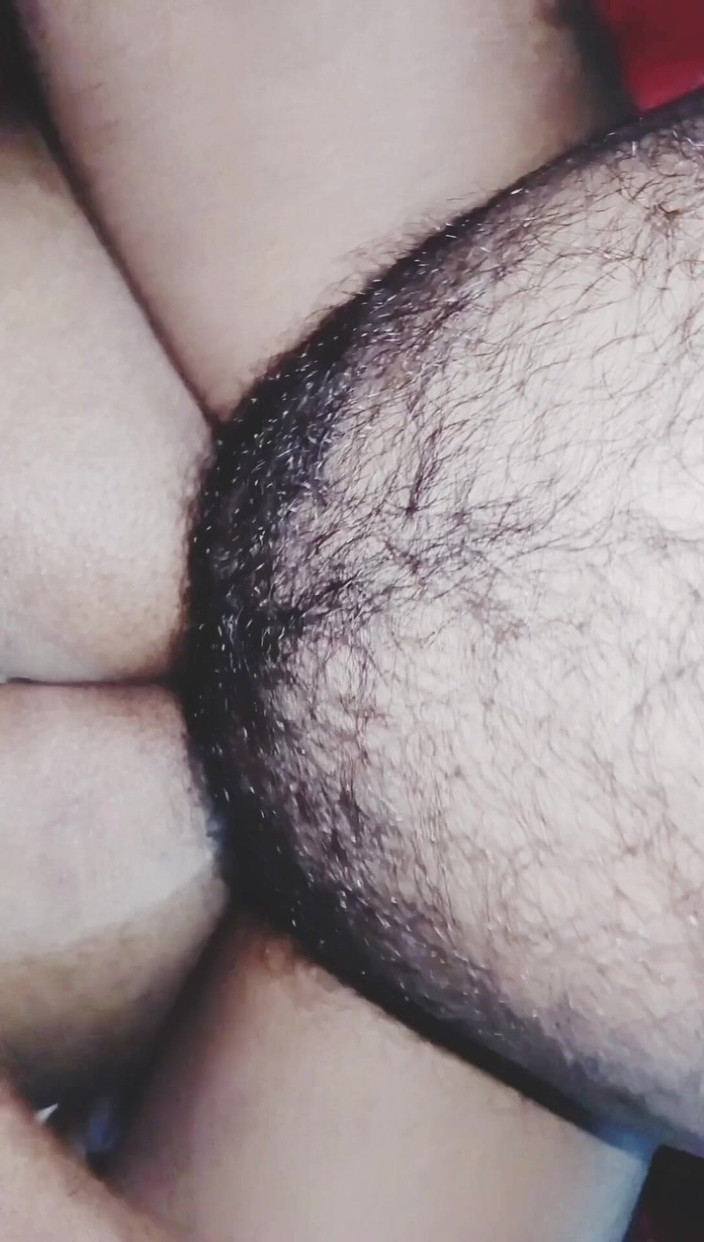 BMsexlove100: 热辣美味的妻子再次偷偷地操丈夫的朋友