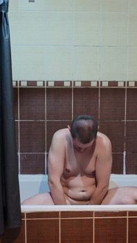Schnelle Dusche Nach Dem Orgasmus. Jetzt Bin Ich Wieder Sauber