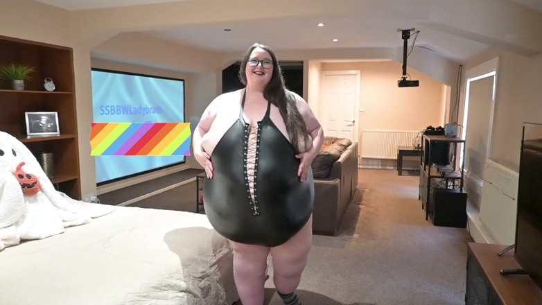 SSBBWLadyBrads: Ssbbw seksi şişman siyah deri takım elbise