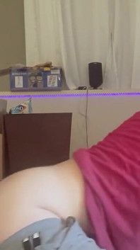 Já a můj zadek brácha se plížil do rychlého potrubí nahoře, zatímco zbytek komandy byl tvrdý v práci