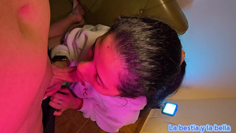 Labestiaylabella: Arkadaşımla sıkıldım eğlenmek için sikişmeye karar verdik