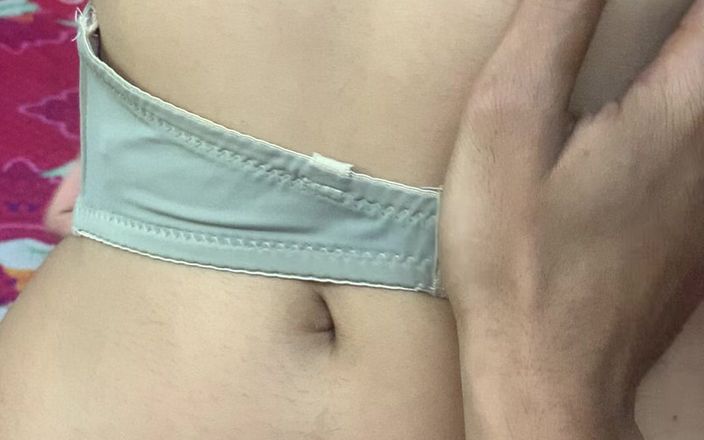 Komal sexy studio: Seks wawancara pertama pembantu cantik! Indian Sex