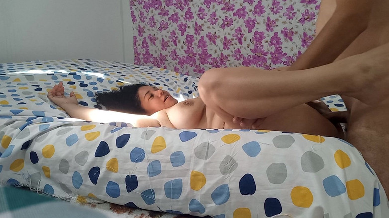 Valkyrieandluigy: Hermosa tetona chica follada