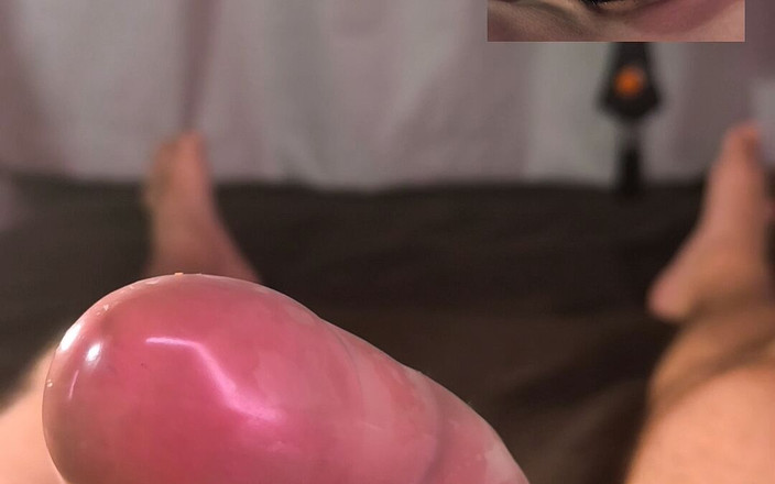 Camilo Brown: Aku lagi asik ngentot kontol besarku pakai telur tenga sampai...