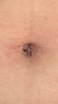 Ona to czyści, pachnie, uśmiechy - Przycisk brzucha Tae Fetish POV