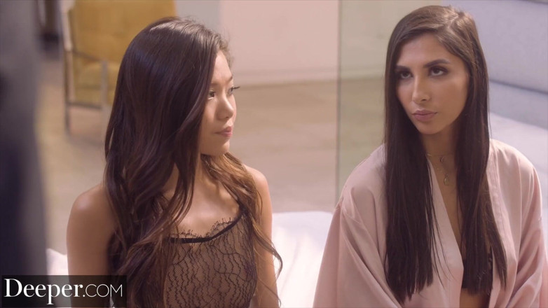 Deeper: Deeper - Vina ditutup mata untuk eksperimen erotik Gianna