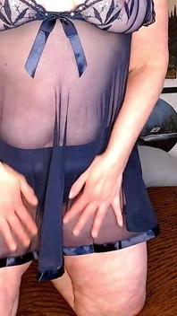 1312 mais sexy madura online dá a Carlos uma brincadeira, estrelando Dawnskye1962