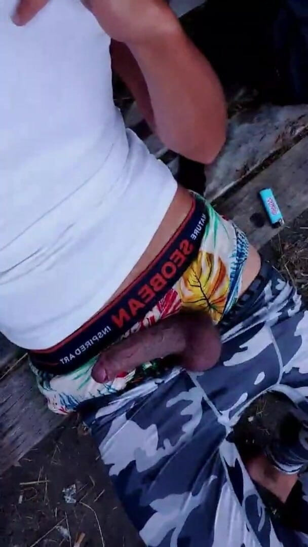 Slutboyben: Offentlig exhibitionist