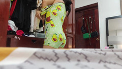 irina69star: Převlékání s smyslnou a sexy služkou