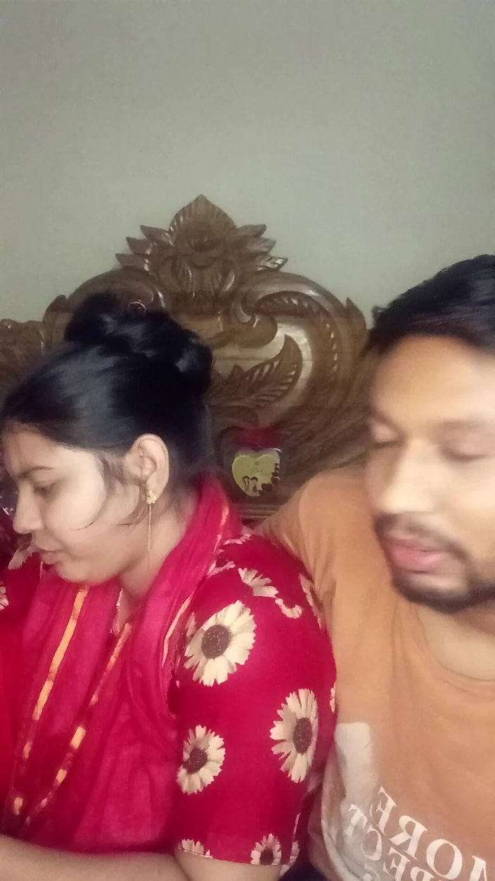 Desivideo: Desi Virgin Boy Learns How to Fuck by His Super...