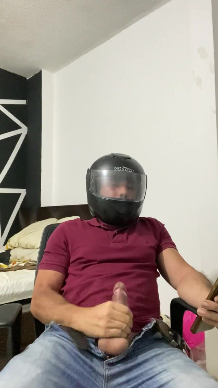 Latin mature king: Messenger si masturba per le mie foto parte 1