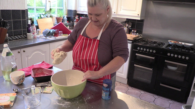 Lacey Starr productions: Le boulanger strip-tease en solo
