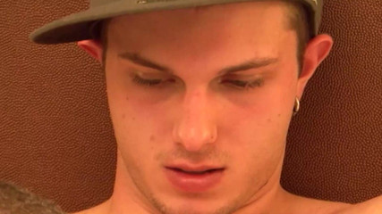 SEXUAL SIN GAY: Scéna Flood My Ass - 2_blonde Gay Twinks si nechávají provrtat zadky...