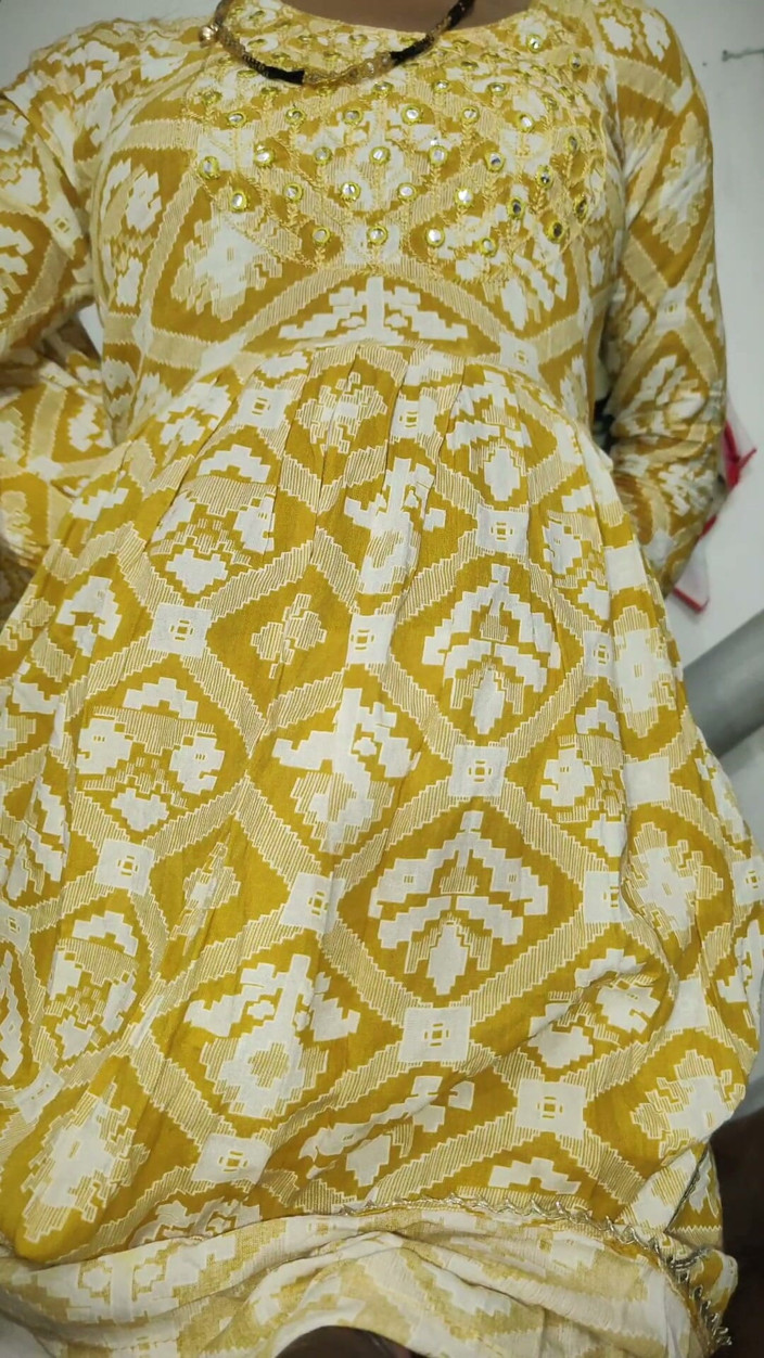 xshika: Bini desi menunggang batang India