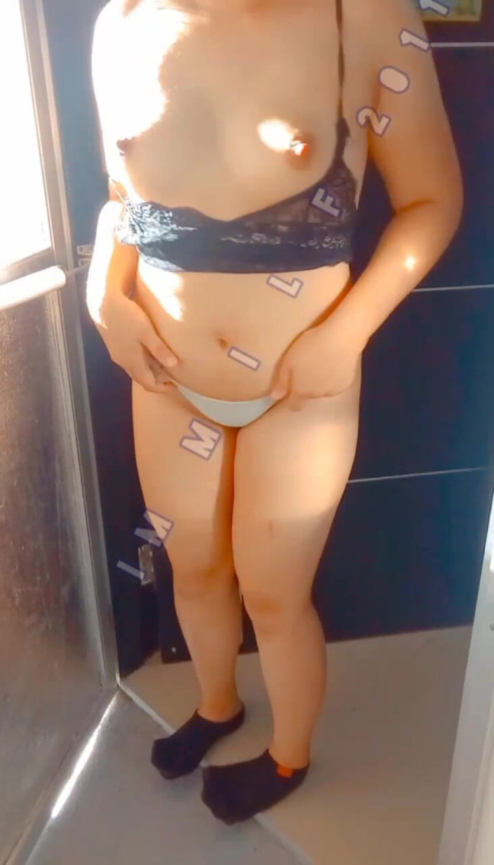 mavieyang35: Hace tanto calor por la mañana y espero que ningún...