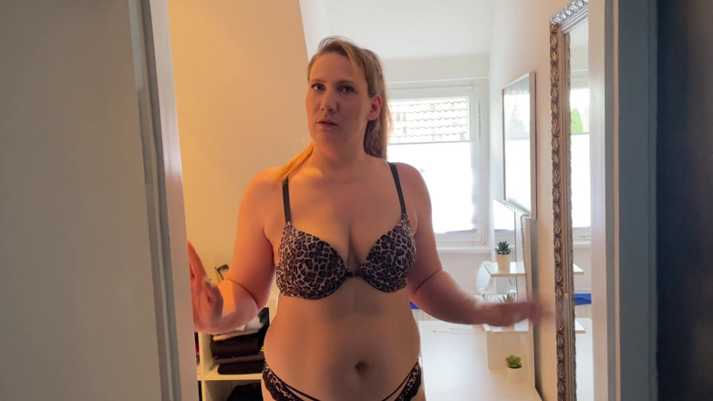 Julia-Winter: Für ein date mit einer squirtenden muschi! Leckt er mich...