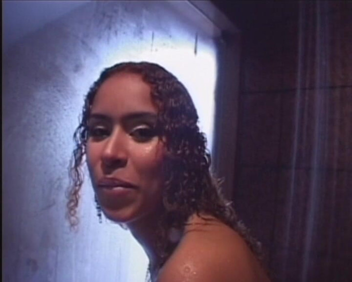 Planete Francaise: Черная французская крошка с большой попкой танцует