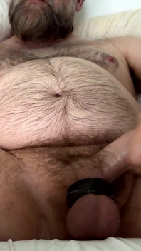 Chlupatý medvěd deep gooning a honění tlustého ptáka