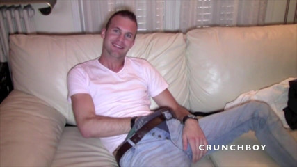 STRAIGHT BOY CURIOUS: This sexy straight boy accept to have fun this gay