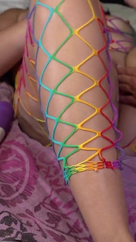 Hotwife mengambil dildo fantasi besar