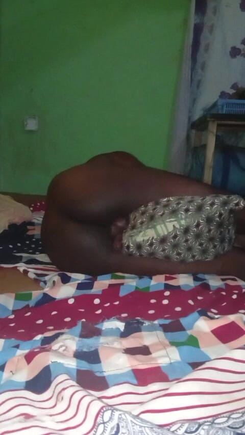 Badman4606: Hel сушит ее круглую задницу своим черным членом