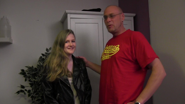 Casting66: Provando la Sua figa per la prima volta!!