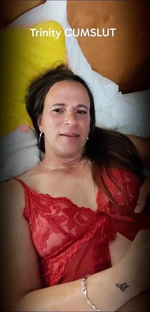 Trin luvs cum: Trinity Cumslut me alimenta