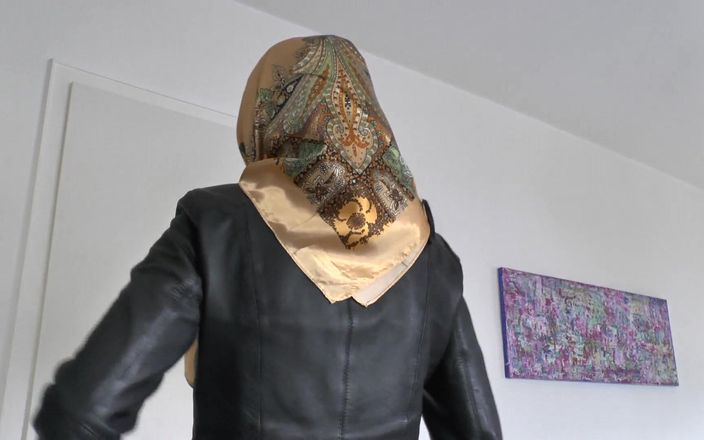 Lady Victoria Valente: Fashion show satin headscarf, satin headscarf and leather jacket, joi...