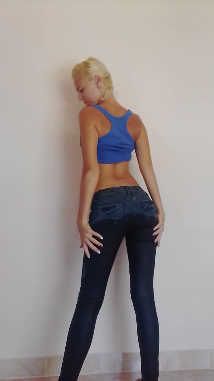 MissAnja_FH: Nuovo "mi sono bagnato in jeans aderenti blue