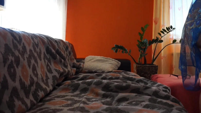 Selena701: Dojrzała blondynka żona cieszy się codziennym seksem