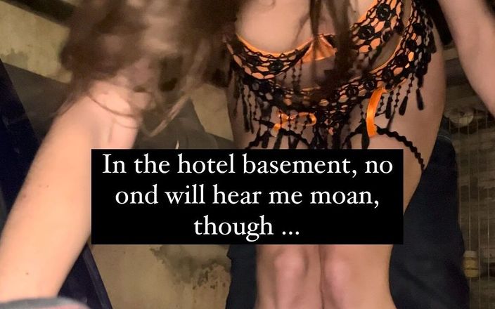 Lety Howl: Séduction et baise rapide dans le sous-sol de l&amp;#039;hôtel, mais......