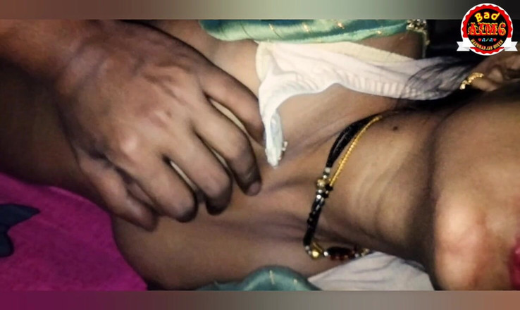 BadAim6: Devar geniet van Desi hete Bhabhi in Hindi-audio