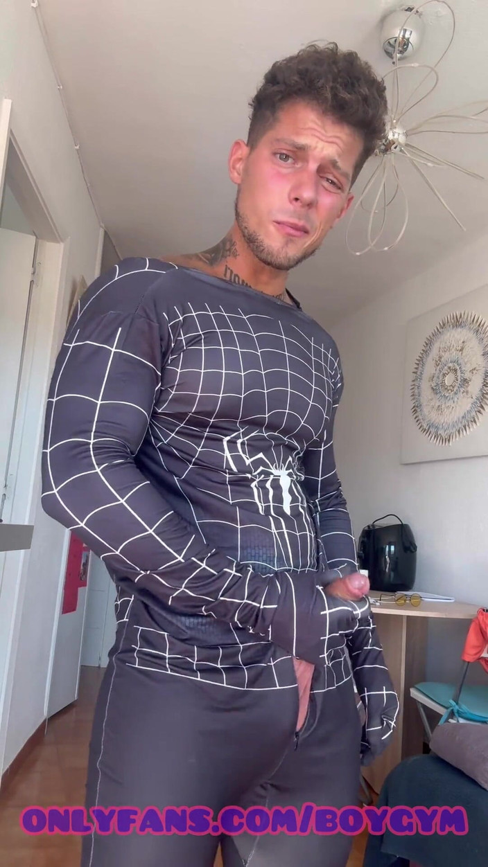 BoyGym: 大鸡巴蜘蛛侠说下流话