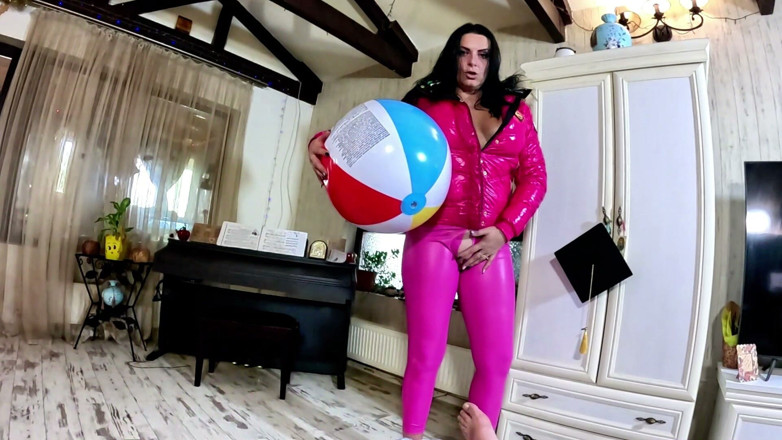 MilfyCalla: Dominant Pink Downjacket MILF Beach Ball Fetish. Deepthroat, Reverse Cowgirl,...