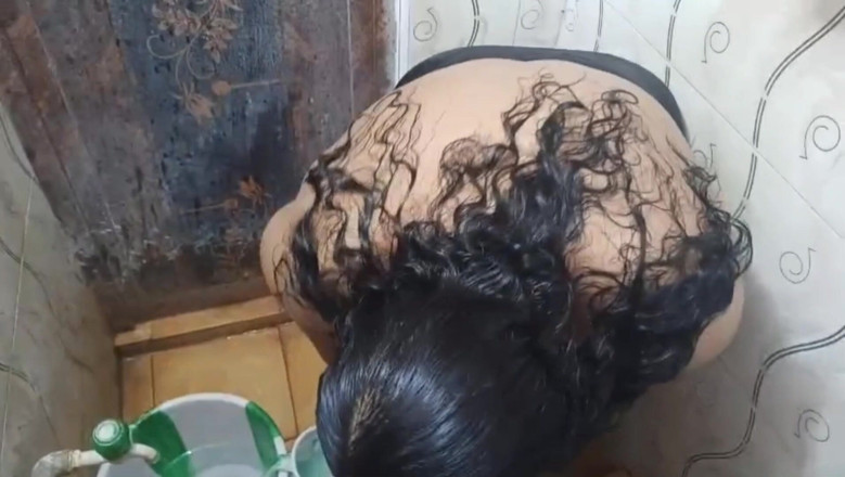 Tamil lesbian: Vesnická Nová baculatá tetička Sexy koupání