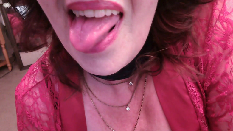 dawnskye1962: 509 the Sexiest 60 Year Old Ever Smoking in Red Lace...