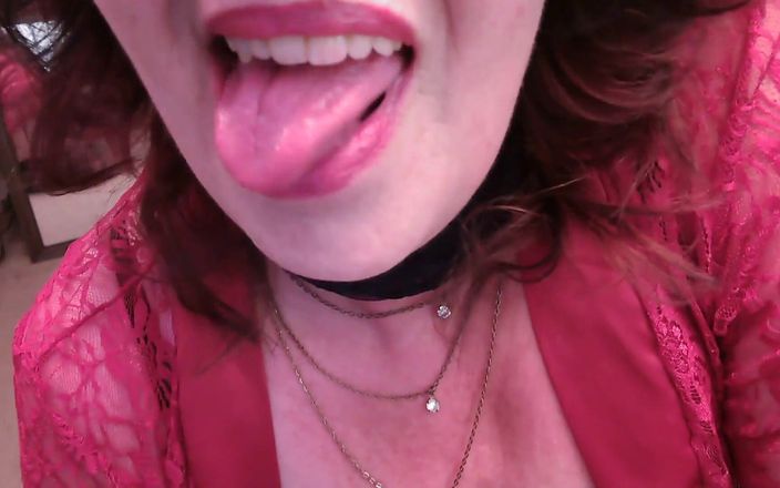 dawnskye1962: 509 the Sexiest 60 Year Old Ever Smoking in Red Lace...