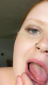 Giantess wants a taste of cum