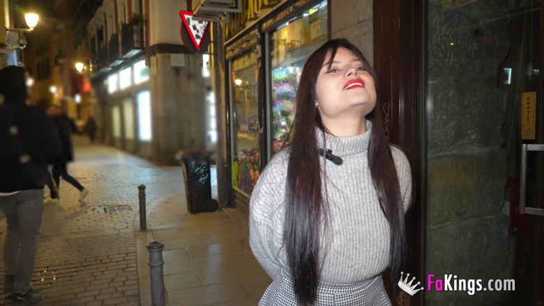 FAKings: Sofia Mayers Left Her Boyfriend for an Hard Fuck at...