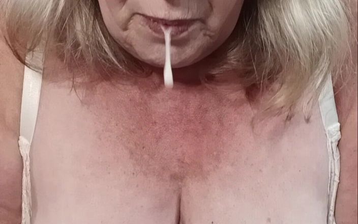 dawnskye1962: 1193 Pegging Phil after head