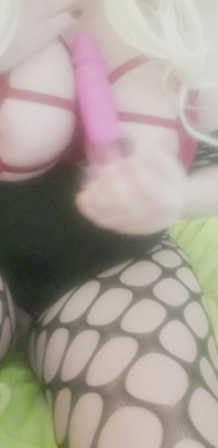 Slutty Wife Dildo