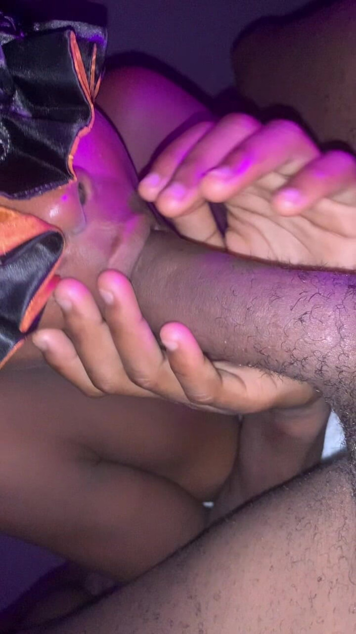 DivaHouz: Sexy Hot African Horny Teen Sucking
