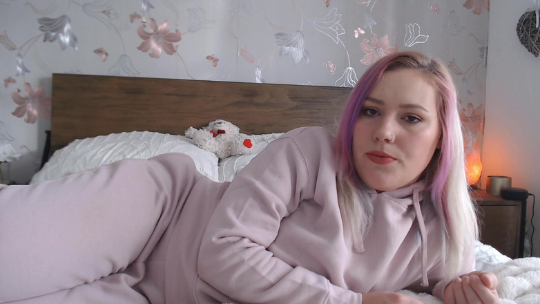 Ripley sweet studio: Žárlivý Sidechick se zmenšuje a polyká tě