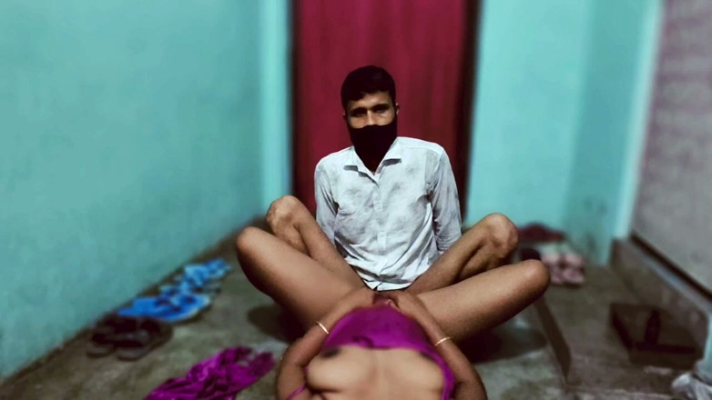 Amina begum: Indian Desi Bhabhi Pink Night Dress Me Chodai Kiya